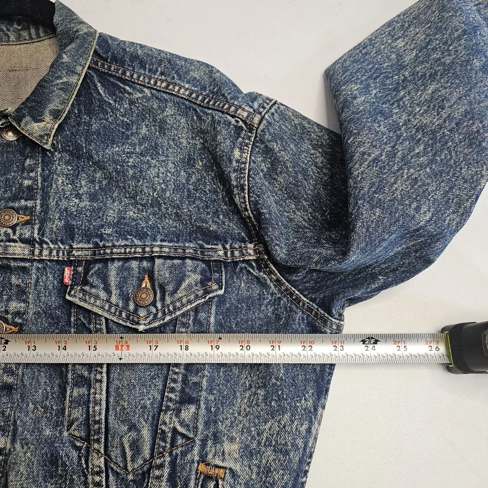 Levis Vintage Jean Jacket USA 1980s Acid Washed Denim Trucker Red Tab Distressed - Picture 6 of 16